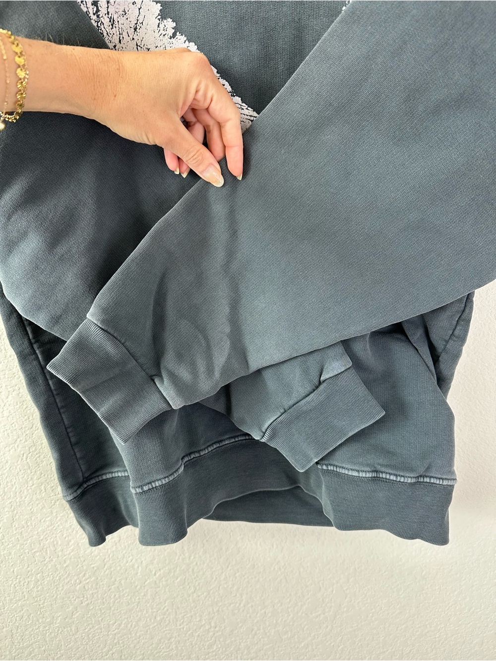 Anine Bing Rowe Eagle Ash Gray
Oversized Pullover Hoodie Sweatshirt SZ M - Picture 5 of 7
